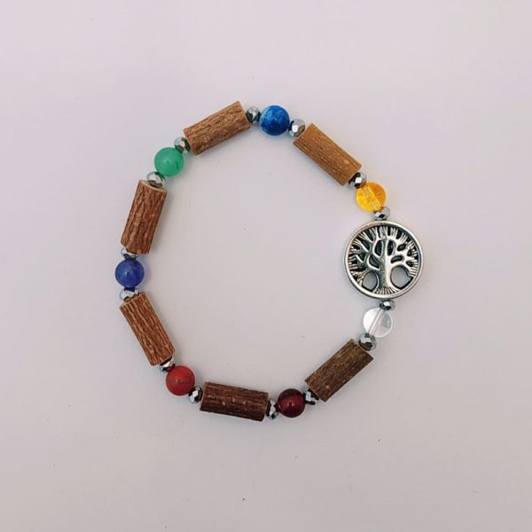 Bracelet-Arbre-de-Vie-7-Chakras-et-Bois-de-Noisetier